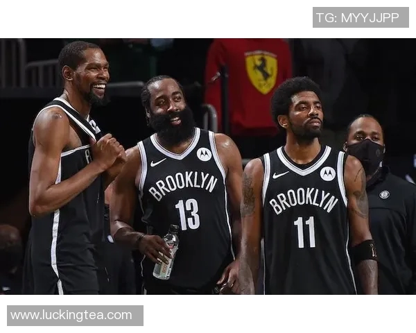 篮网队签下大牌球员，投资重建未来希望